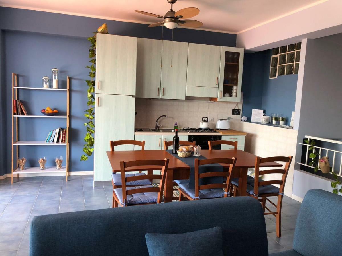 Apartamento Light Blue House Letojanni Exterior foto
